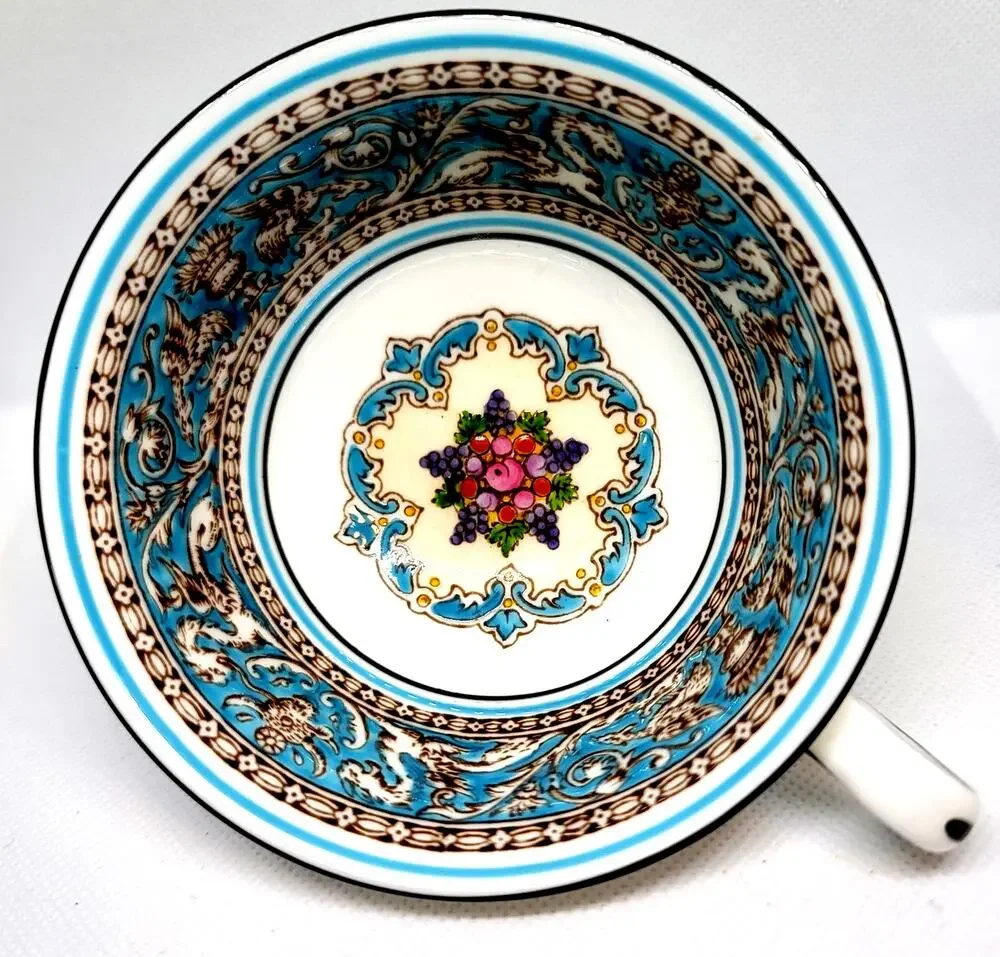 Wedgewood China Teacup Florentine Turquoise Dragons Griffins Florals No Flaws